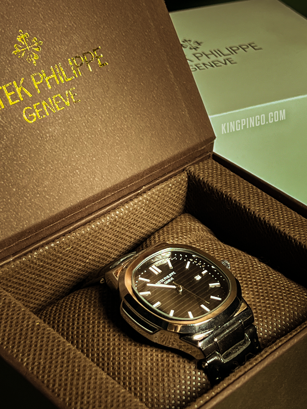Patek Philippe Genève Black Leather Date Adjustable (With Premium Box)